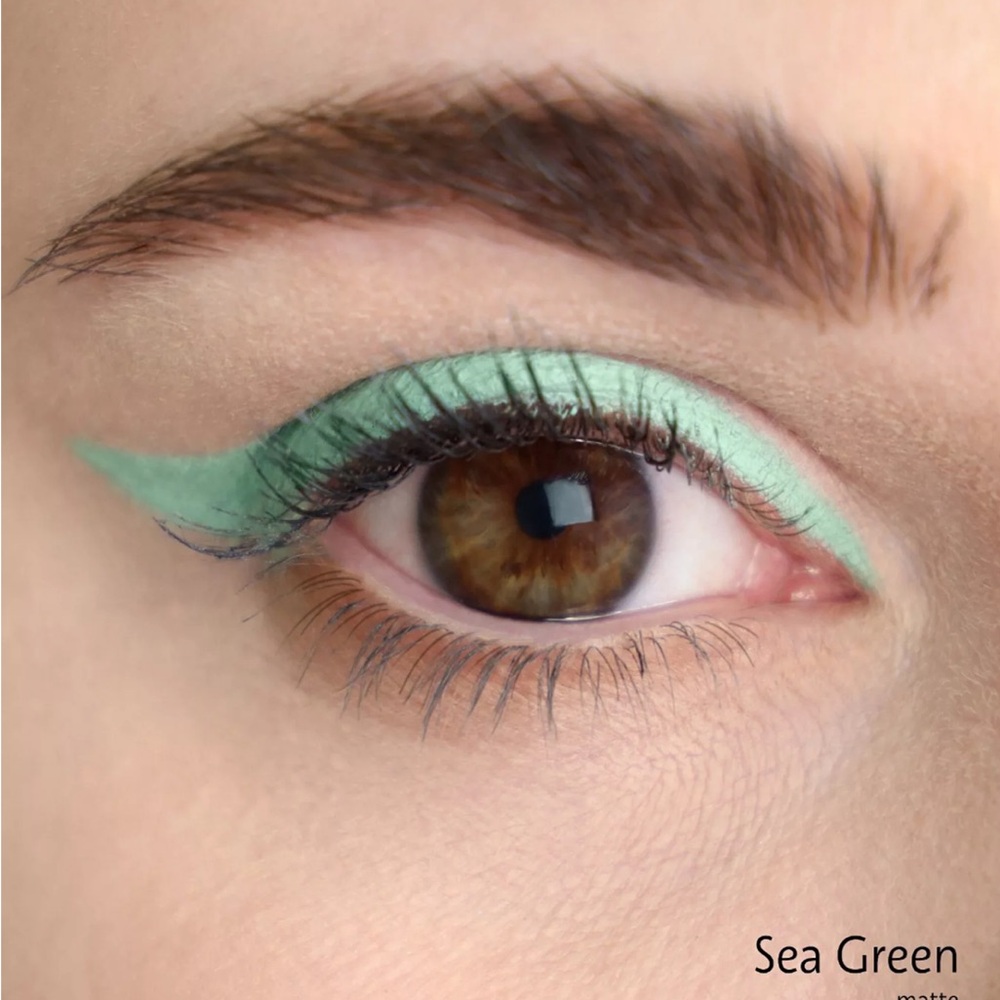Sephora Ultimate Gel Eyeliner Waterproof in no. 53 Sea Green matte - Picture 4 of 10
